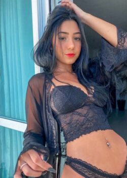 Leticia Castro Sexy Lenceria Negra +3 Vídeos 60